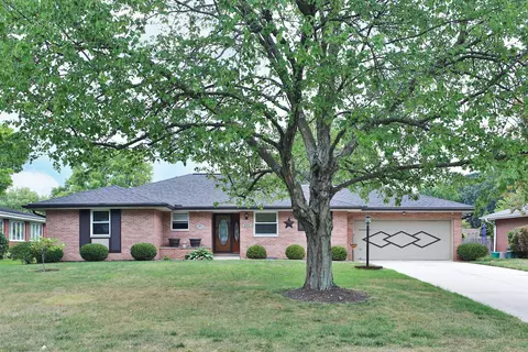 899 Inwood Pl, Columbus, OH 43224