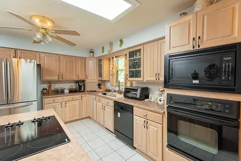 2221 Shrine Rd, Springfield, OH 45502 photo 12