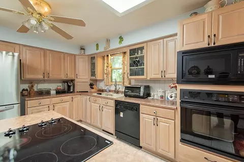 2221 Shrine Rd, Springfield, OH 45502 photo 11
