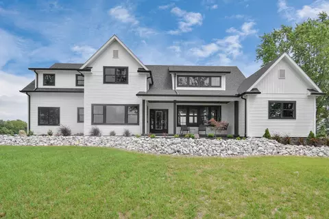 4951 Schwemly Rd, Bucyrus, OH 44820