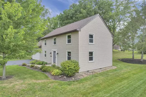 507 Hillgail Cir SW, Pataskala, OH 43062