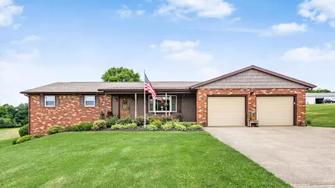 155 Fulkerson Rd, Zanesville, OH 43701