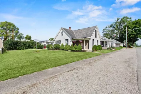 303 N Koke St, De Graff, OH 43318