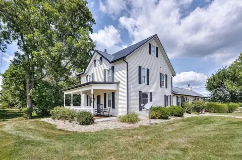 3685 Updike Rd, Centerburg, OH 43011