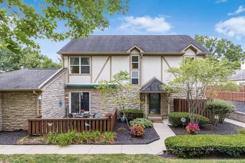 615 Olentangy Woods Dr, Columbus, OH 43235