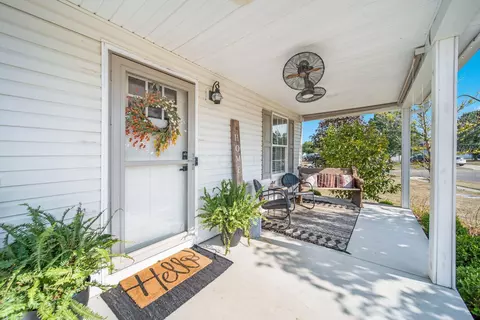 235 Peters Run Ct, Commercial Point, OH 43116