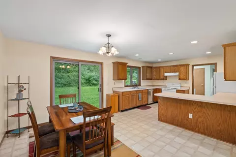 28590 Coshocton Rd, Howard, OH 43028 photo 10