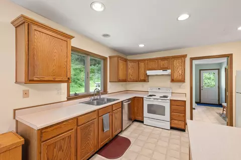 28590 Coshocton Rd, Howard, OH 43028 photo 5
