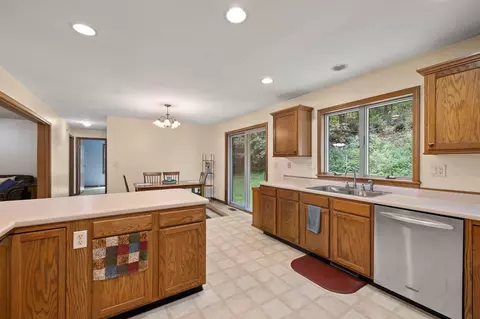 28590 Coshocton Rd, Howard, OH 43028 photo 8