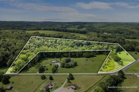 28590 Coshocton Rd, Howard, OH 43028 photo 35