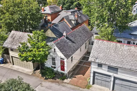 831 Purdy Aly, Columbus, OH 43206