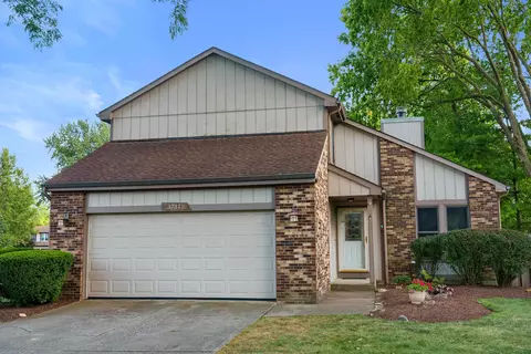 3731 Ravens Glen Dr, Columbus, OH 43221