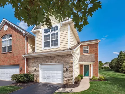 Exterior - 3810 Gabrielle Dr, Dublin, OH 43016 photo 3 of 9