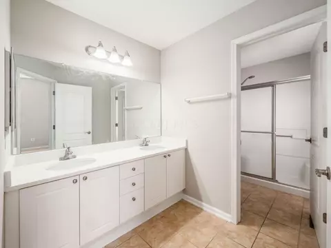 Bath - 3810 Gabrielle Dr, Dublin, OH 43016 photo 2 of 4