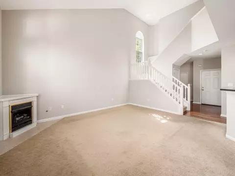 Living - 3810 Gabrielle Dr, Dublin, OH 43016 photo 6 of 12