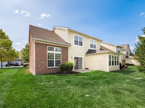 Exterior - 3810 Gabrielle Dr, Dublin, OH 43016 photo 6 of 9