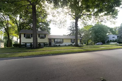 6665 Stenten St, Worthington, OH 43085