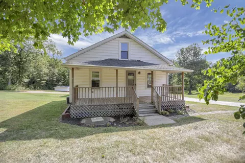 6626 State Route 13 NE, Somerset, OH 43783