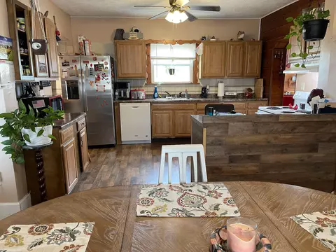 398 Fahey St, Marion, OH 43302 photo 6