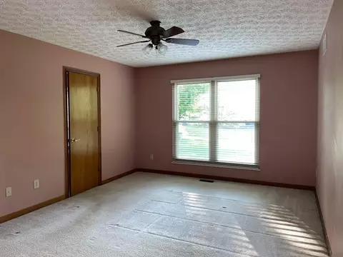 6570 Weston Cir E, Dublin, OH 43016 photo 14