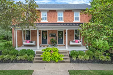 17 N Trine St, Canal Winchester, OH 43110 photo 3
