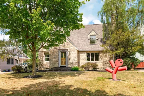130 Brevoort Rd, Columbus, OH 43214