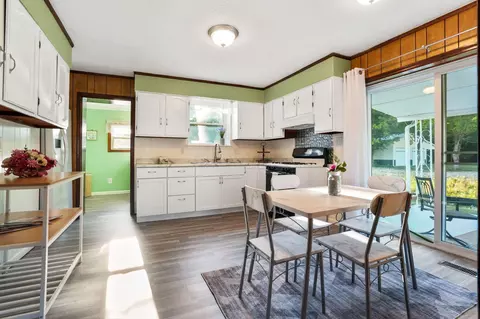 Kitchen - 512 S Market St, Mcarthur, OH 45651 photo 1 of 4