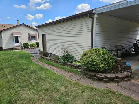 Exterior - 113 Lawnview Ave, Springfield, OH 45505 photo 6 of 7