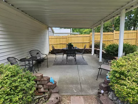 Exterior - 113 Lawnview Ave, Springfield, OH 45505 photo 4 of 7