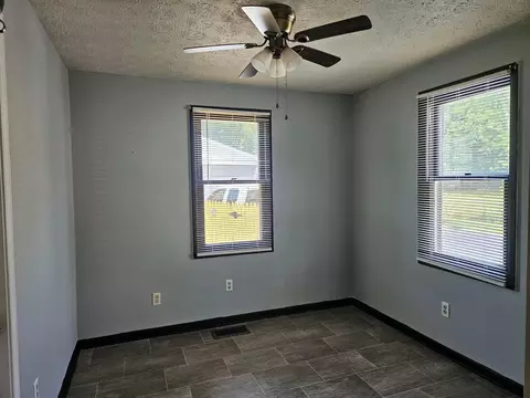 115 Lawnview Ave, Springfield, OH 45505 photo 6