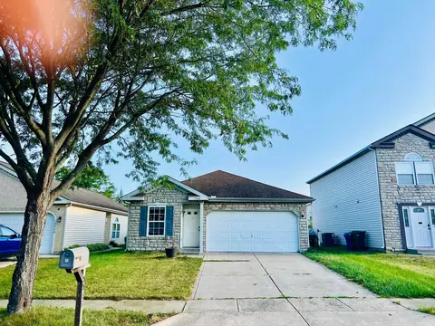 5566 Old Coble St, Canal Winchester, OH 43110