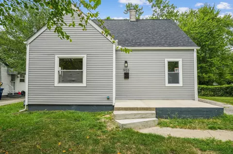1933 Jermain Dr, Columbus, OH 43219