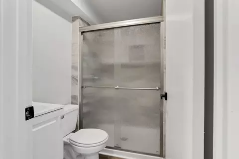 Bath - 10809 Thrailkill Rd, Orient, OH 43146 photo 6 of 7