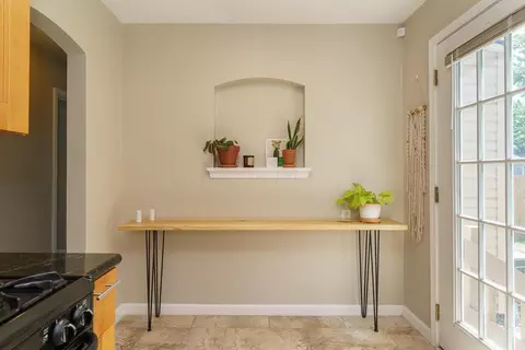 Entry Way - 687 E Moler St, Columbus, OH 43207 photo 1 of 1