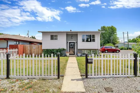 228 N Sylvan Ave, Columbus, OH 43204