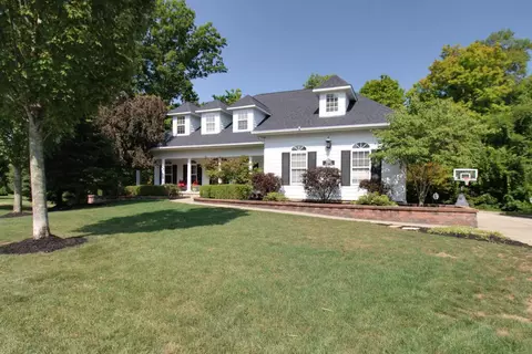 5083 Lahinch Ct, Westerville, OH 43082