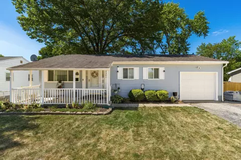 3801 Clearwater Dr, Columbus, OH 43232