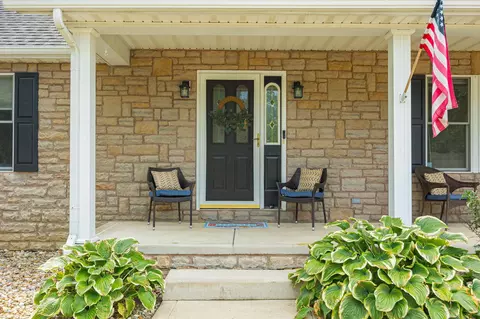 1495 Eagle Links Dr, Marion, OH 43302 photo 2