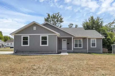 1200 Beacon St, Lancaster, OH 43130