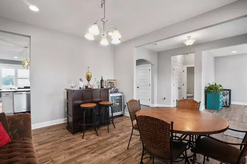 Dining - 311 W Wind Rd, Delaware, OH 43015 photo 1 of 4