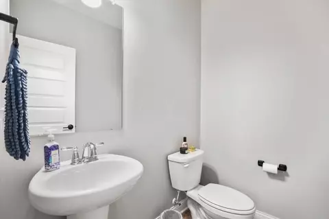 Bath - 311 W Wind Rd, Delaware, OH 43015 photo 1 of 5