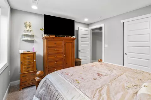 Bedroom - 311 W Wind Rd, Delaware, OH 43015 photo 13 of 13