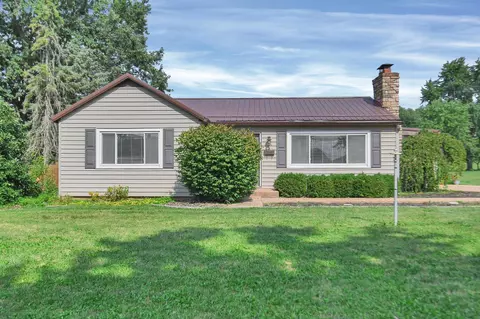 160 Edwards Rd, Johnstown, OH 43031