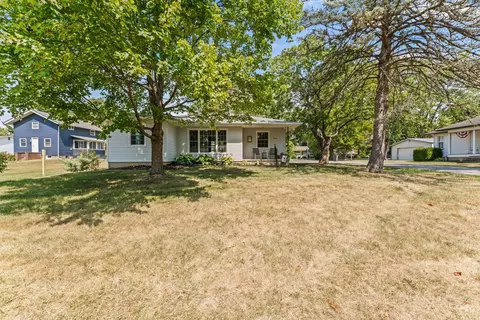 2642 Summit St, Millersport, OH 43046