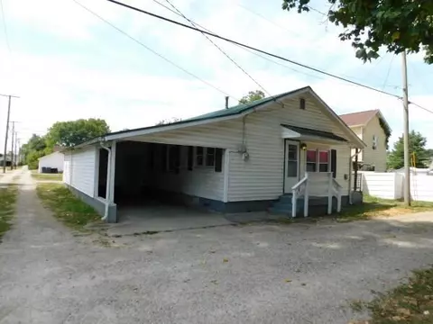 545 E 2nd St, Logan, OH 43138 photo 2