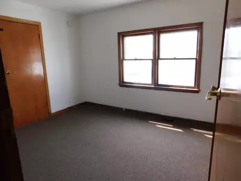 545 E 2nd St, Logan, OH 43138 photo 10