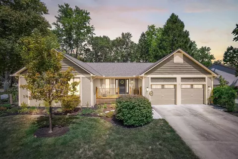 890 Angus Ct, Worthington, OH 43085