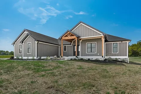 250 Jonathan Trl, Canal Winchester, OH 43110