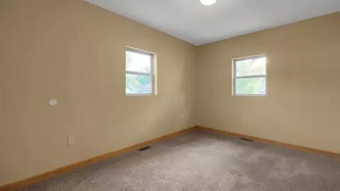 321 Barnes Ave, Circleville, OH 43113 photo 15