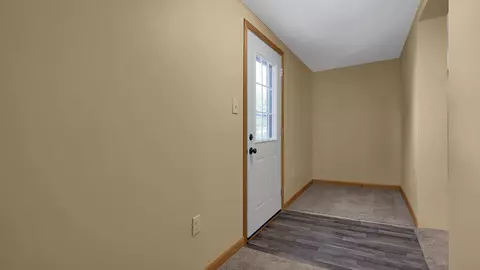 321 Barnes Ave, Circleville, OH 43113 photo 5